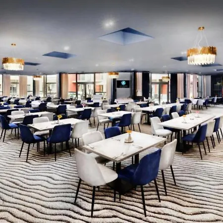 Hotell Akvamarin 4*
